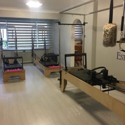 Esta Pilates & Academy